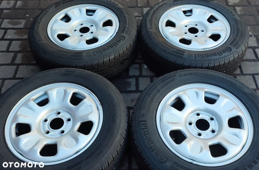 Felgi Oryg. Dacia Duster 16 Cali 5x114,3 6,5Jx16 Et50 Ø66,1mm 40302241R Bdb - 1
