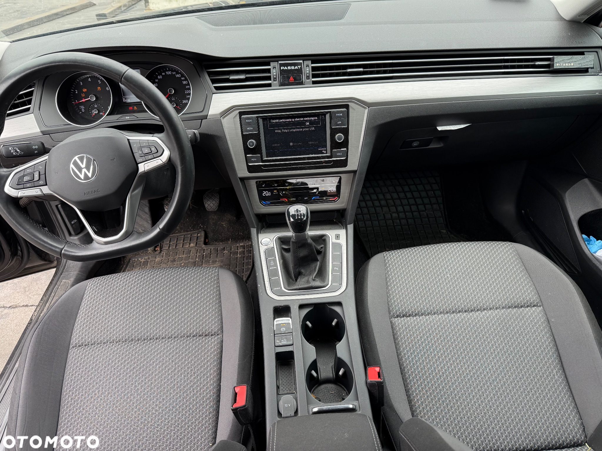Volkswagen Passat 1.5 TSI EVO Business - 10