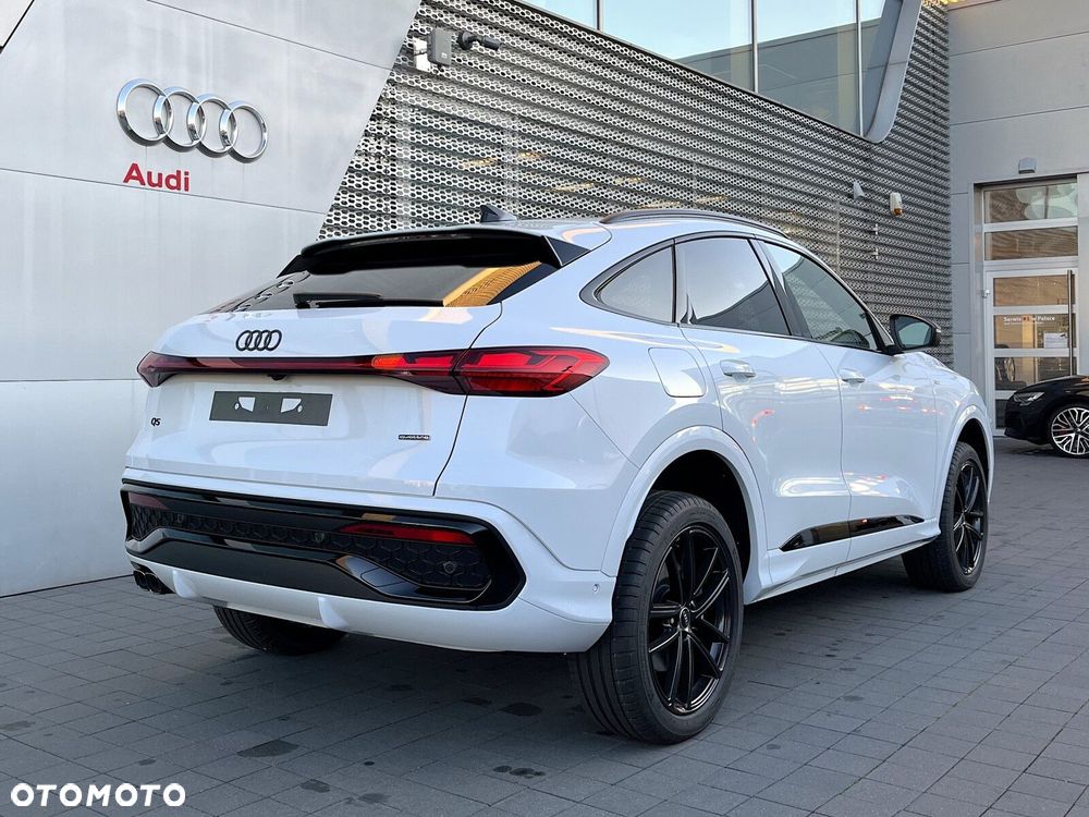 Audi Q5 Sportback - 28