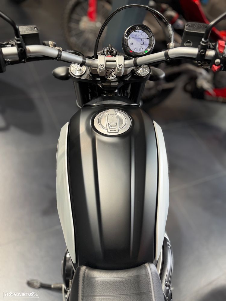 Ducati Scrambler Icon Dark - 6
