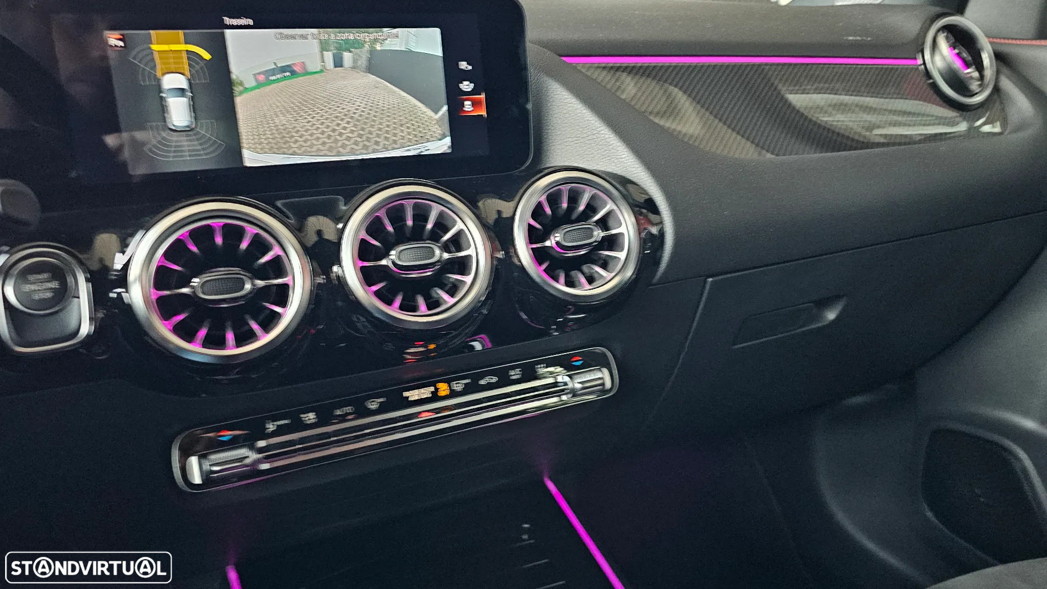 Mercedes-Benz GLA 250 e AMG Line - 41