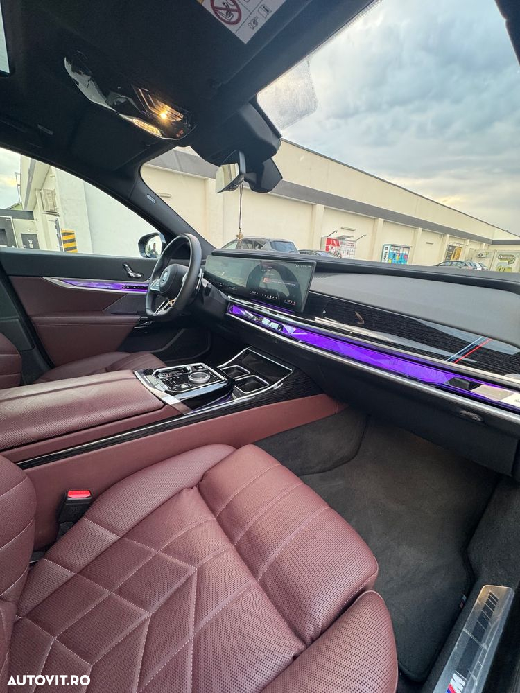 BMW Seria 7 - 10