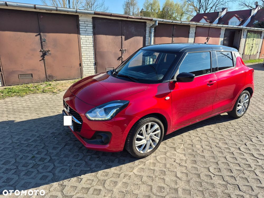 Suzuki Swift 1.2 Dualjet SHVS Premium Plus CVT - 4