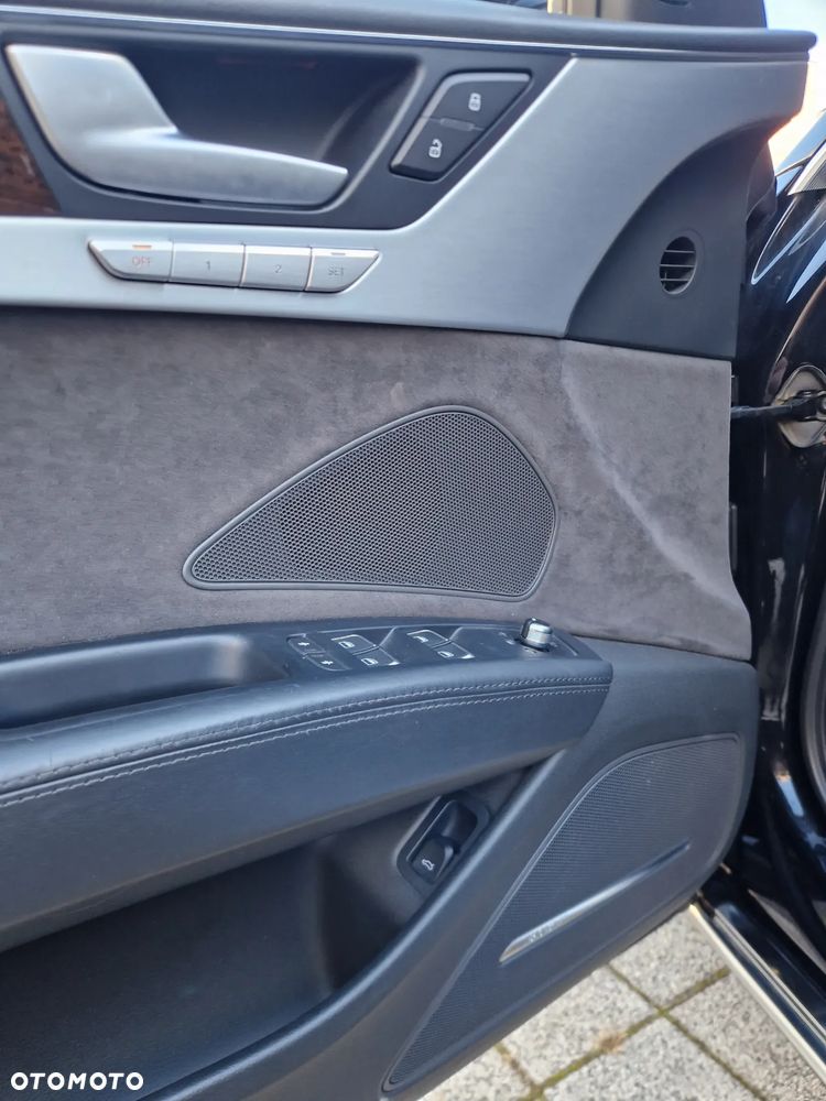 Audi A8 4.2 TDI Quattro - 13