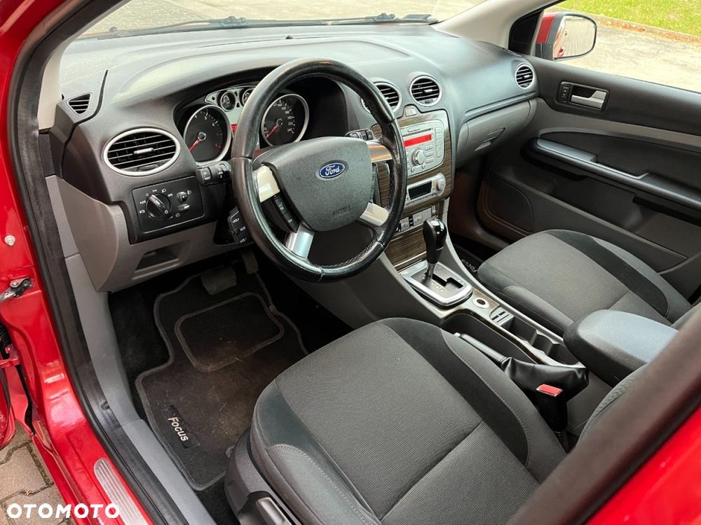 Ford Focus 1.6 Trend - 8