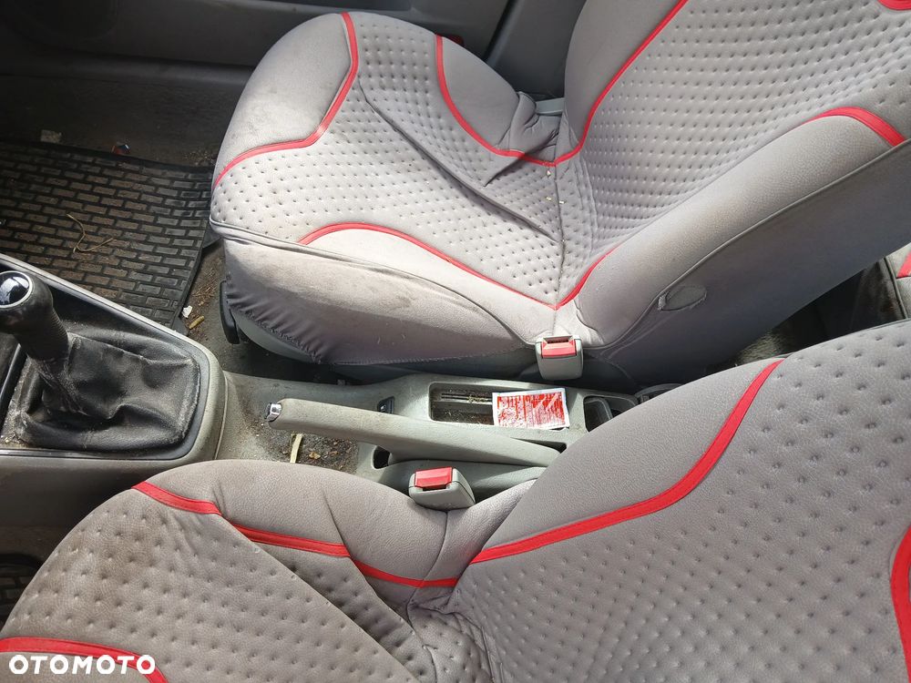 VOLKSWAGEN BORA LB7Z  fotel fotele kanapa deska kokpit podsufitka boczek boczki klamka - 6