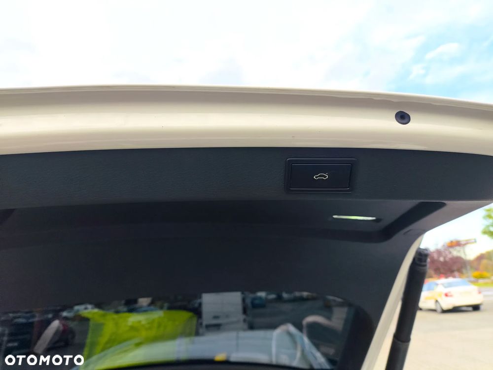 Skoda Superb 2.0 TDI 4x4 Style DSG - 20