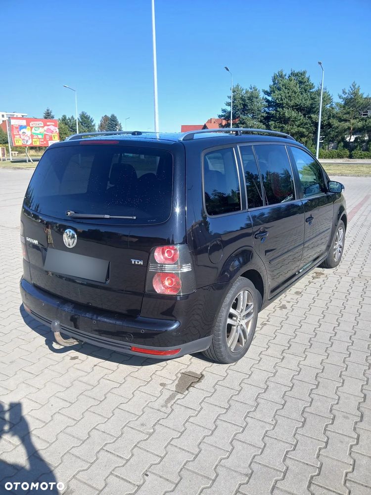 Volkswagen Touran 1.9 TDI Highline - 6