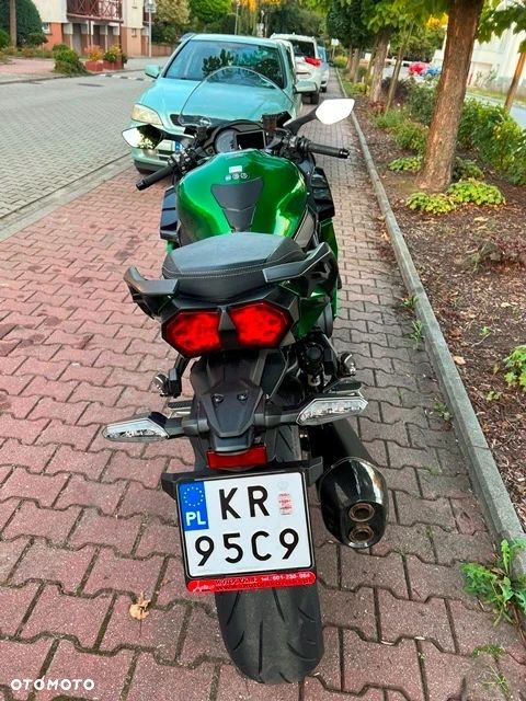 Kawasaki Ninja H2 SX - 3