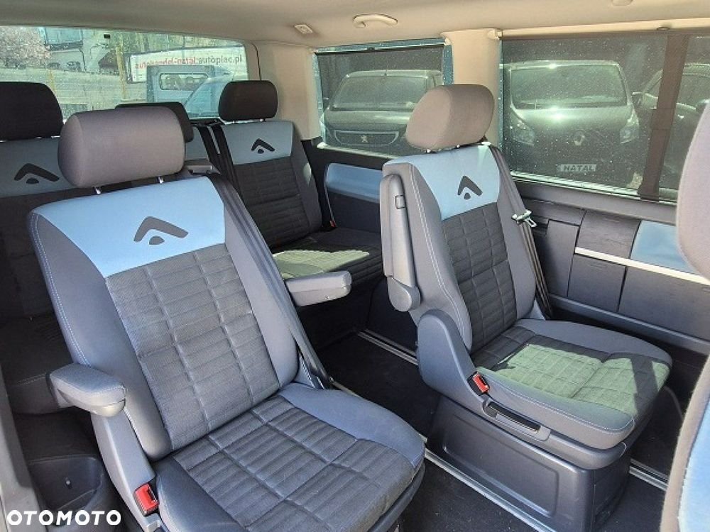 Volkswagen Multivan - 12