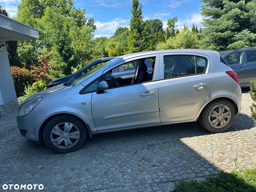 Opel Corsa 1.2 16V Enjoy - 24