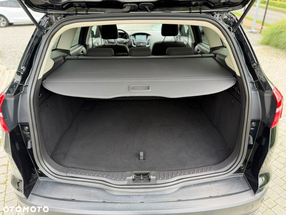 Ford Focus - 34