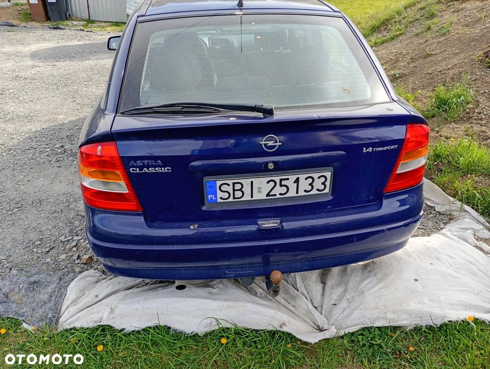 Opel Astra - 4