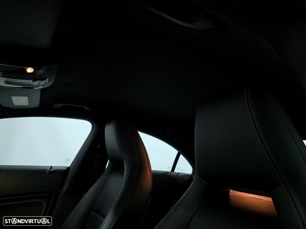 Mercedes-Benz CLA 180 d Urban Aut. - 32