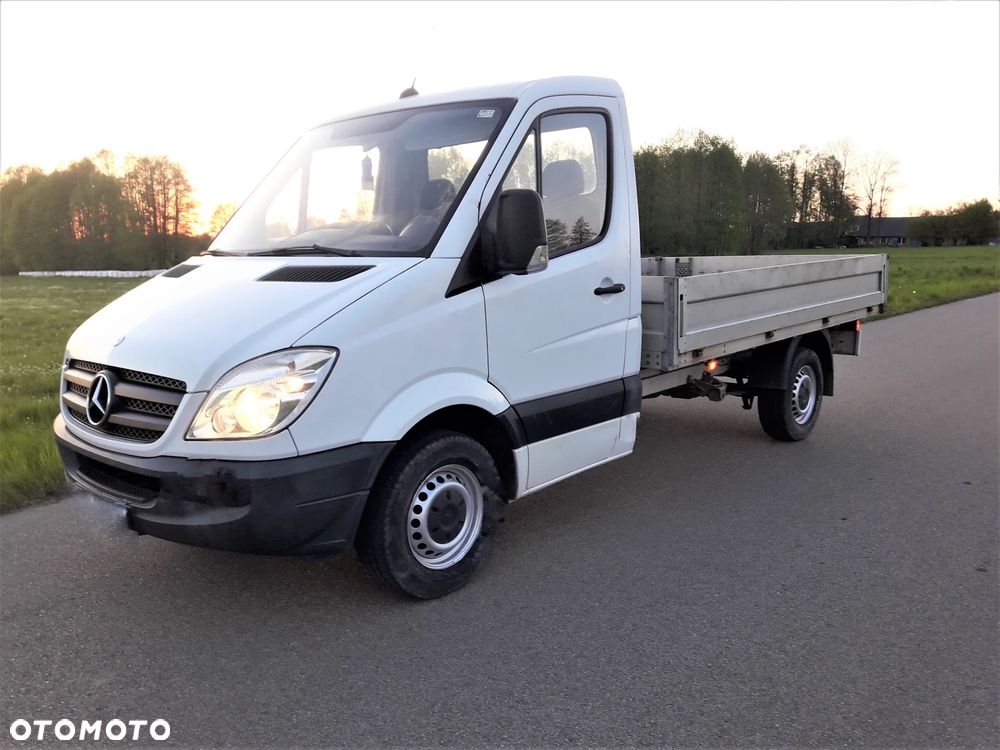 Mercedes-Benz Sprinter - 20