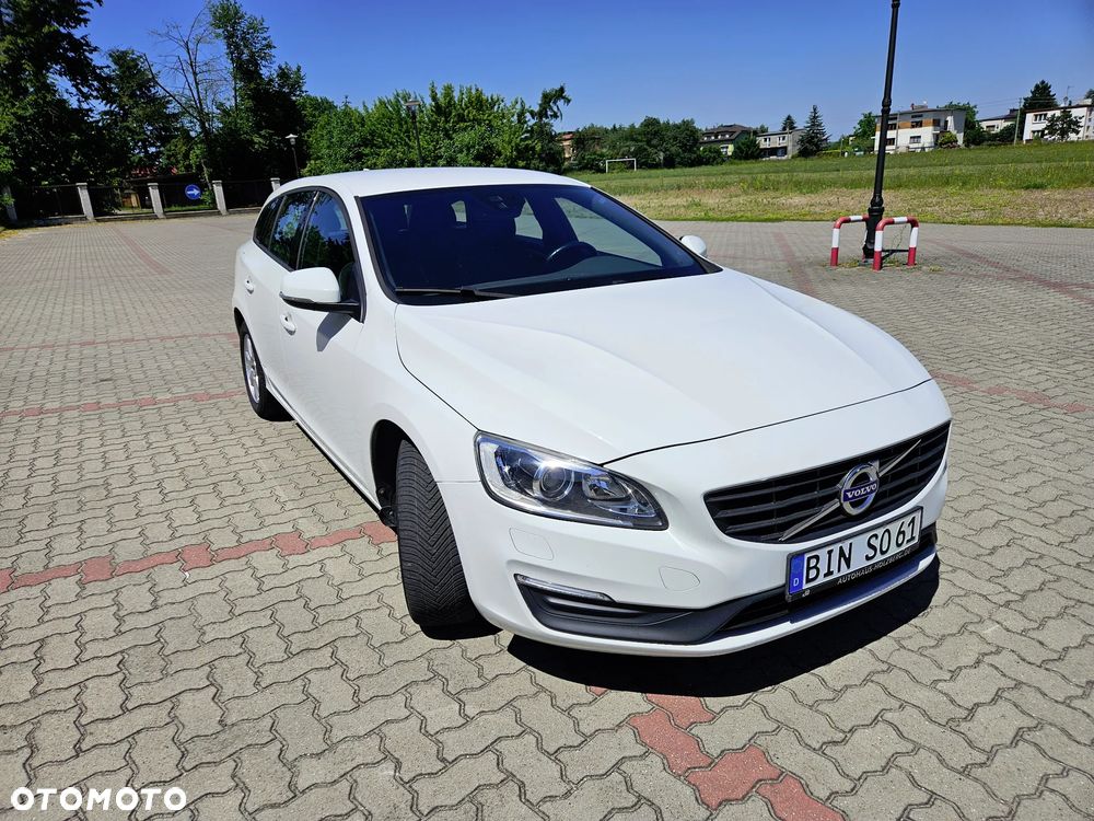 Volvo V60 D3 Geartronic Momentum - 15