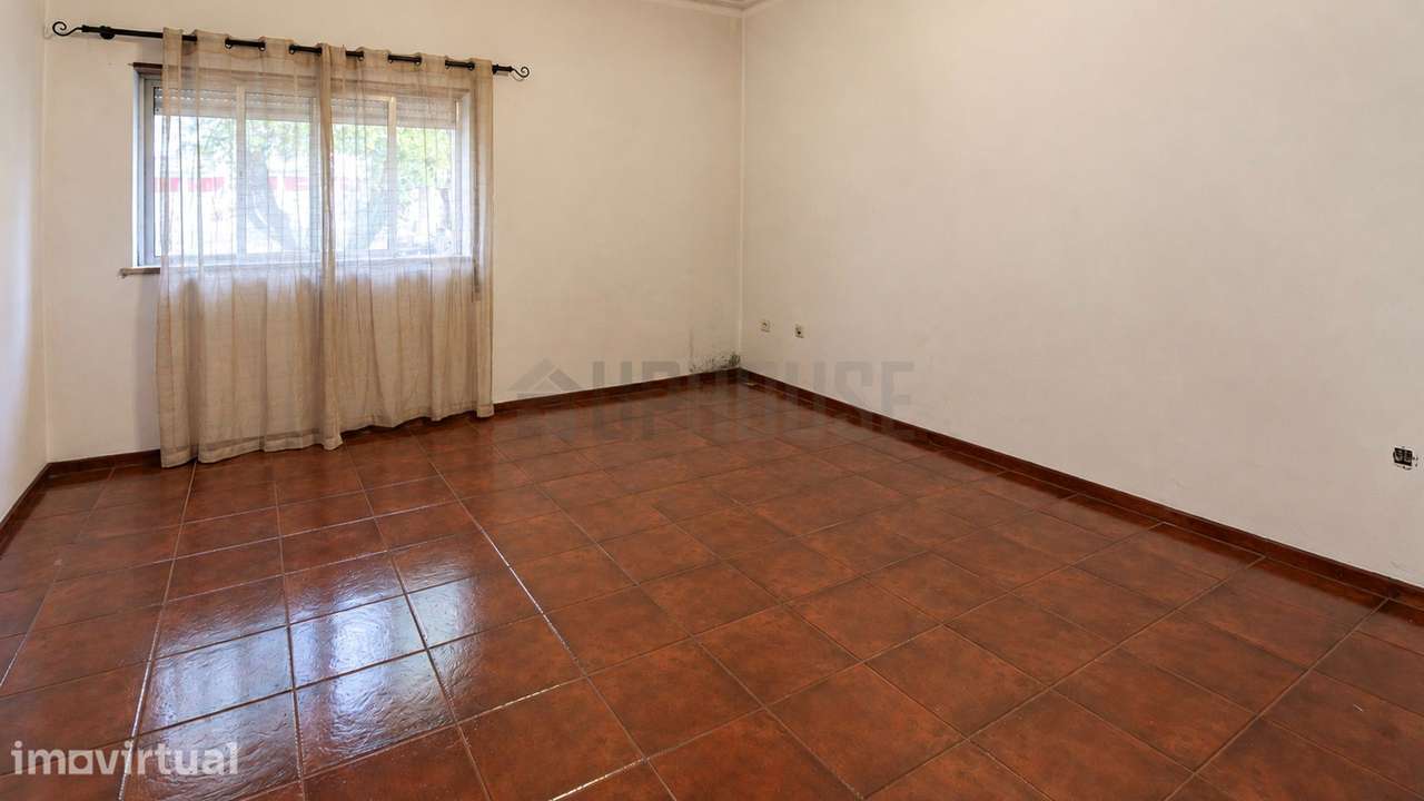Apartamento T3 com Boas Áreas em Abraveses - Grande imagem: 3/15