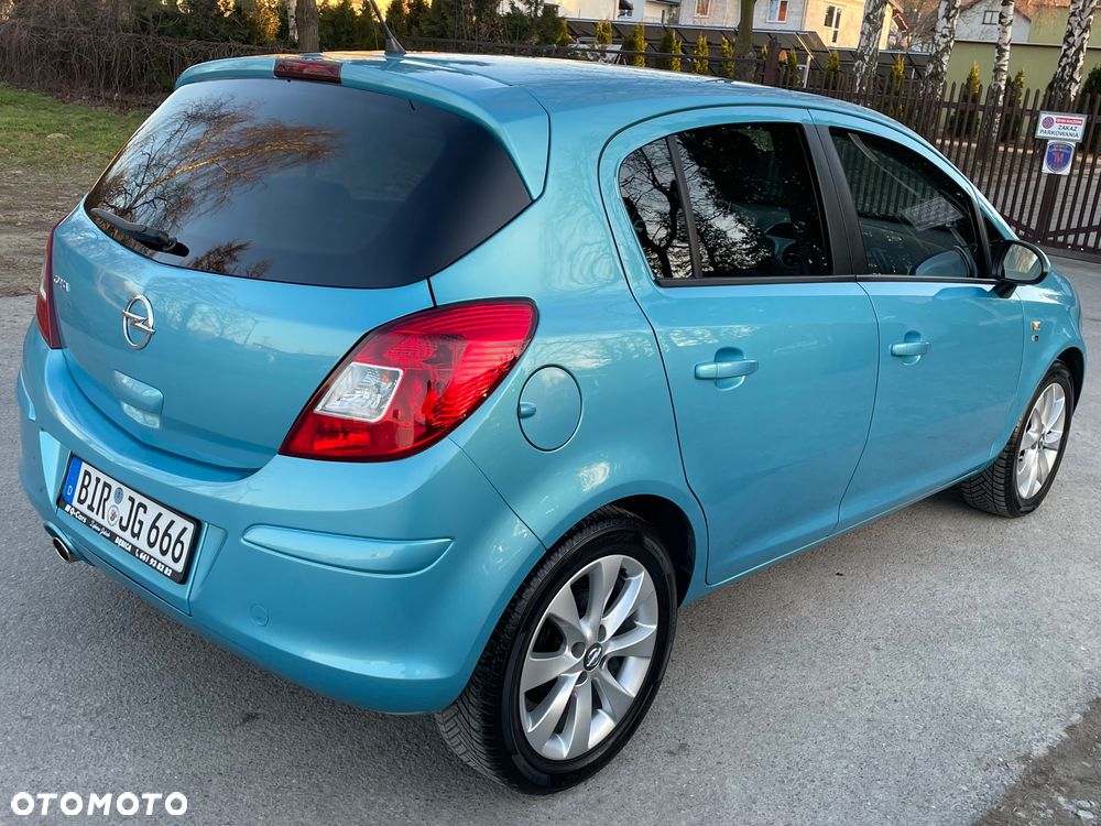 Opel Corsa 1.4 16V 150 Jahre - 37