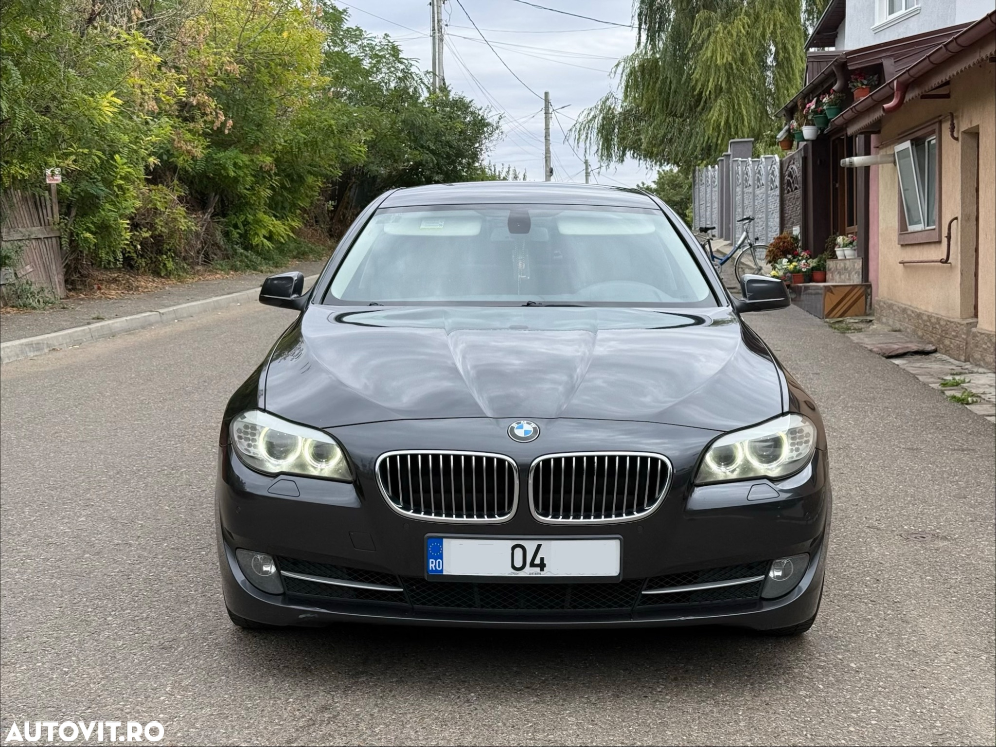 BMW Seria 5 528i Aut. - 2