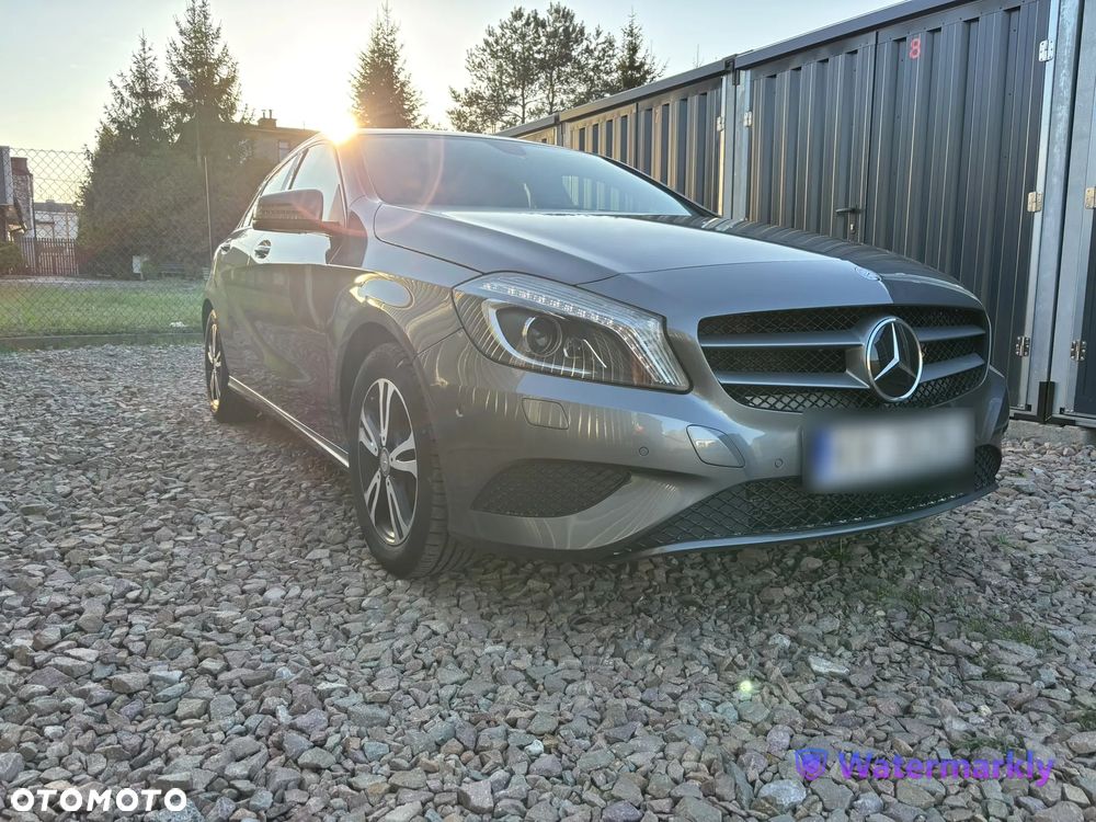 Mercedes-Benz Klasa A 180 (BlueEFFICIENCY) - 1