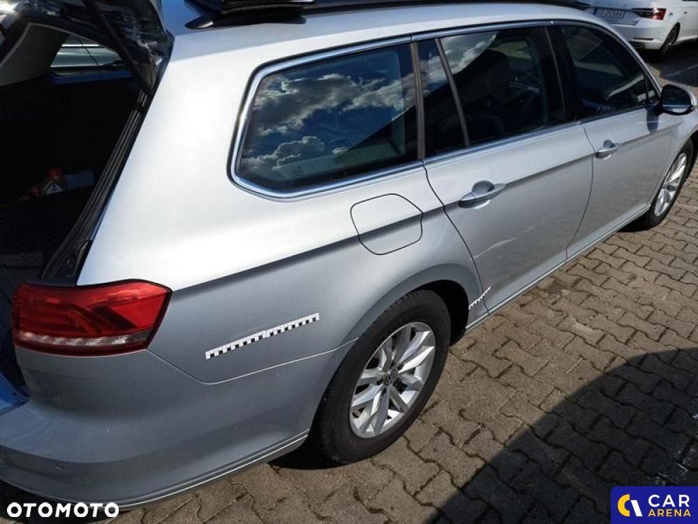 Volkswagen Passat - 26