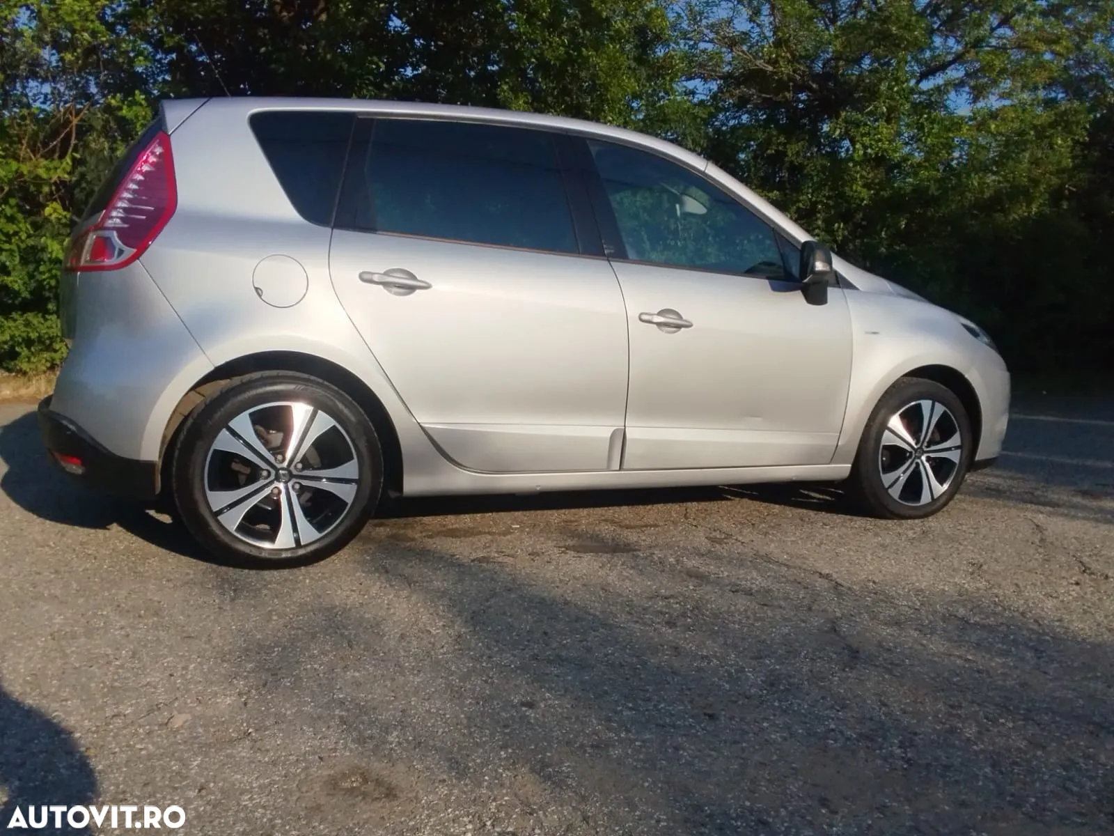 Renault Scenic TCe 130 Bose Edition - 3