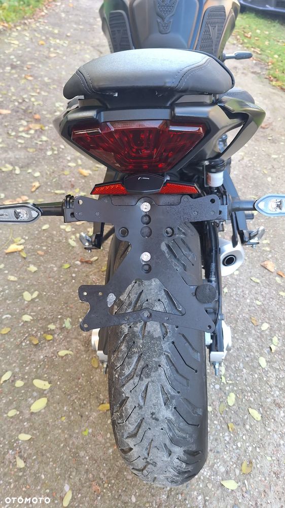 Yamaha MT - 17