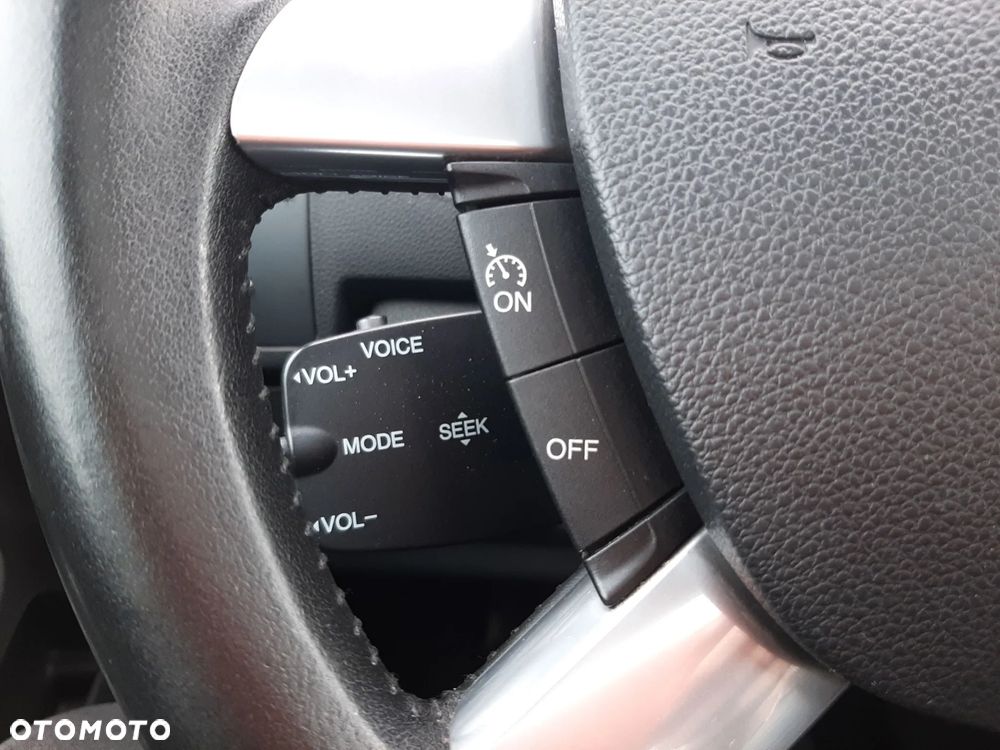 Ford Kuga 2.0 TDCi Titanium - 25