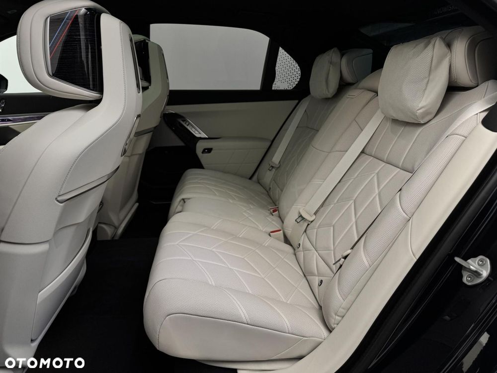 BMW Seria 7 740d xDrive mHEV M Sport sport - 24