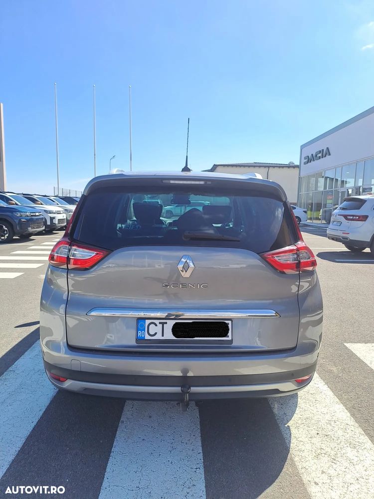 Renault Scenic - 5
