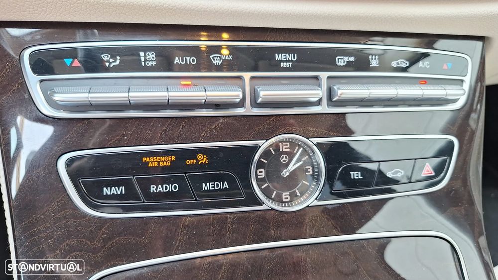Mercedes-Benz E 300 de Avantgarde 4Matic - 9