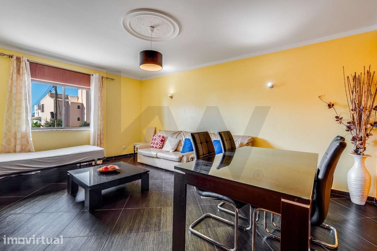 Apartamento T2 | Rés-do-Chão Alto | Portimão (Bemposta) | Muita Luz Na - Grande imagem: 2/33