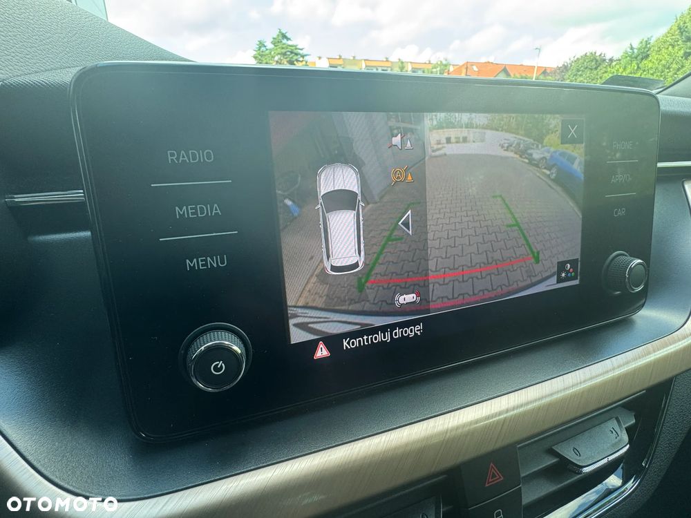 Skoda Kamiq 1.5 TSI Style DSG - 25