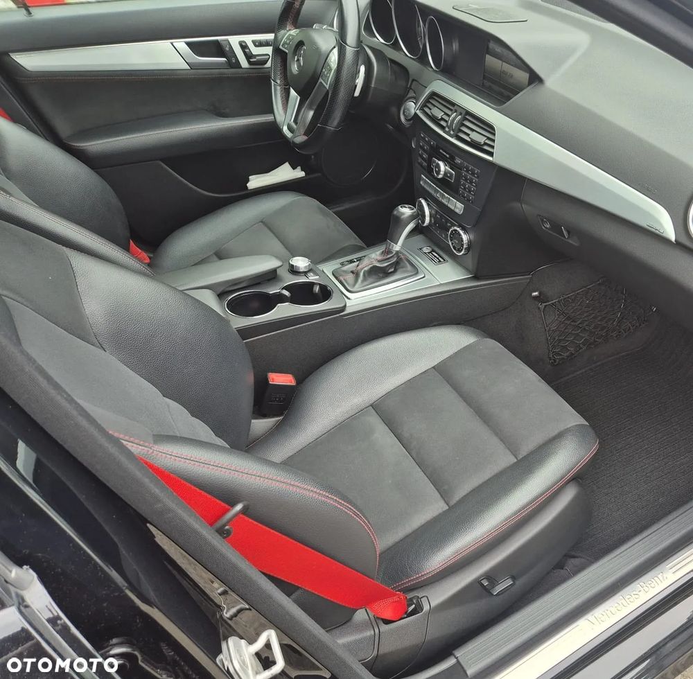 Mercedes-Benz Klasa C 350 (BlueEFFICIENCY) 7G-TRONIC Avantgarde - 11