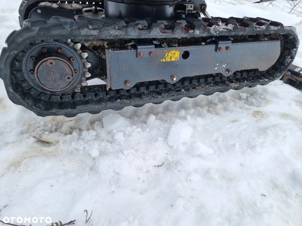 Kubota KX016-4 Koparka Gąsienicowa 2 tony. DEKRA aktualna do 2026r. Rozsuwane Hydr. podwozie! Sprowadzona z Norwegii! Zero luzów i wycieków. Maszyna jak Nowa z Salonu! 2017rok. Pełna Dokumentacja. Gąsienice bez zużycia! Łyżka Skarpowa Nowa! Szybkozłącze! Okazja Tanio! Dodatkowa Linia Hydr. na młot i wiertnice - 30