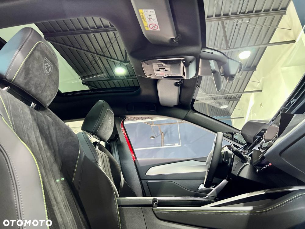 Peugeot 408 1.2 PureTech mHEV GT Exclusive S&S e-DCS6 - 17