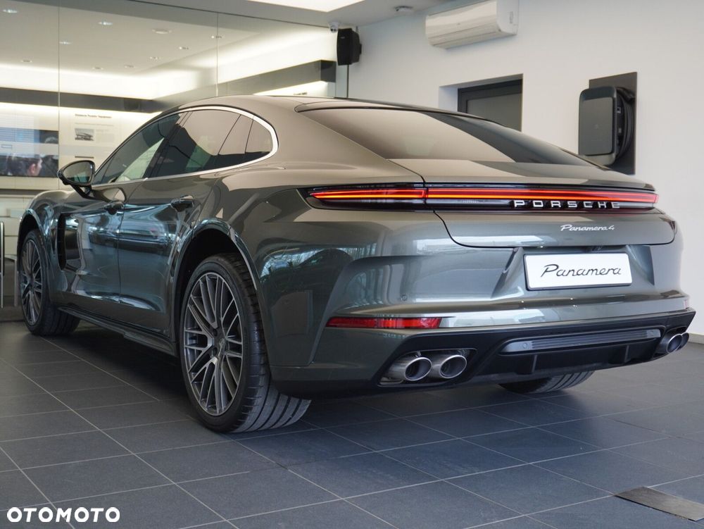 Porsche Panamera 4 - 18