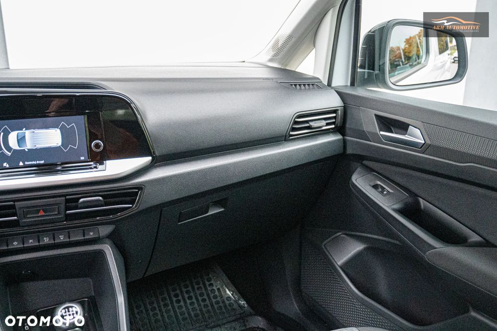 Ford Tourneo Connect 2.0 EcoBlue Titanium - 11