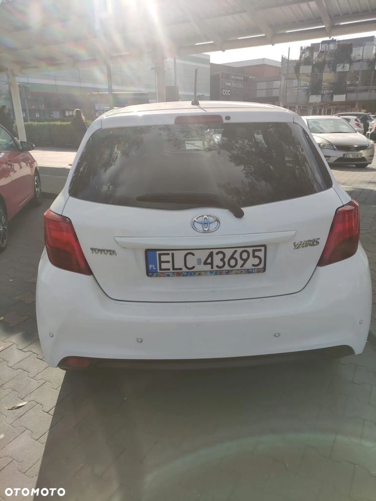 Toyota Yaris - 4