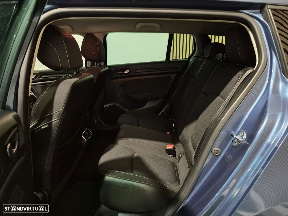 Renault Mégane Sport Tourer 1.5 Blue dCi Limited - 32