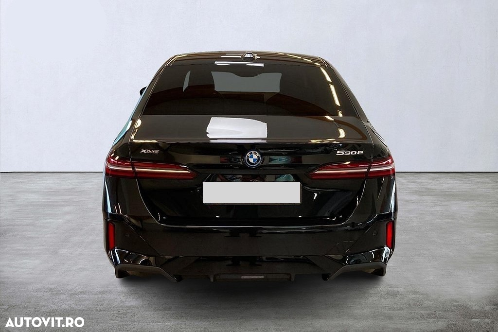BMW Seria 5 530e xDrive AT PHEV - 6