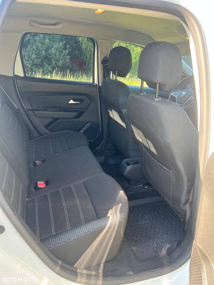 Dacia Duster SCe 115 4x4 Prestige - 35
