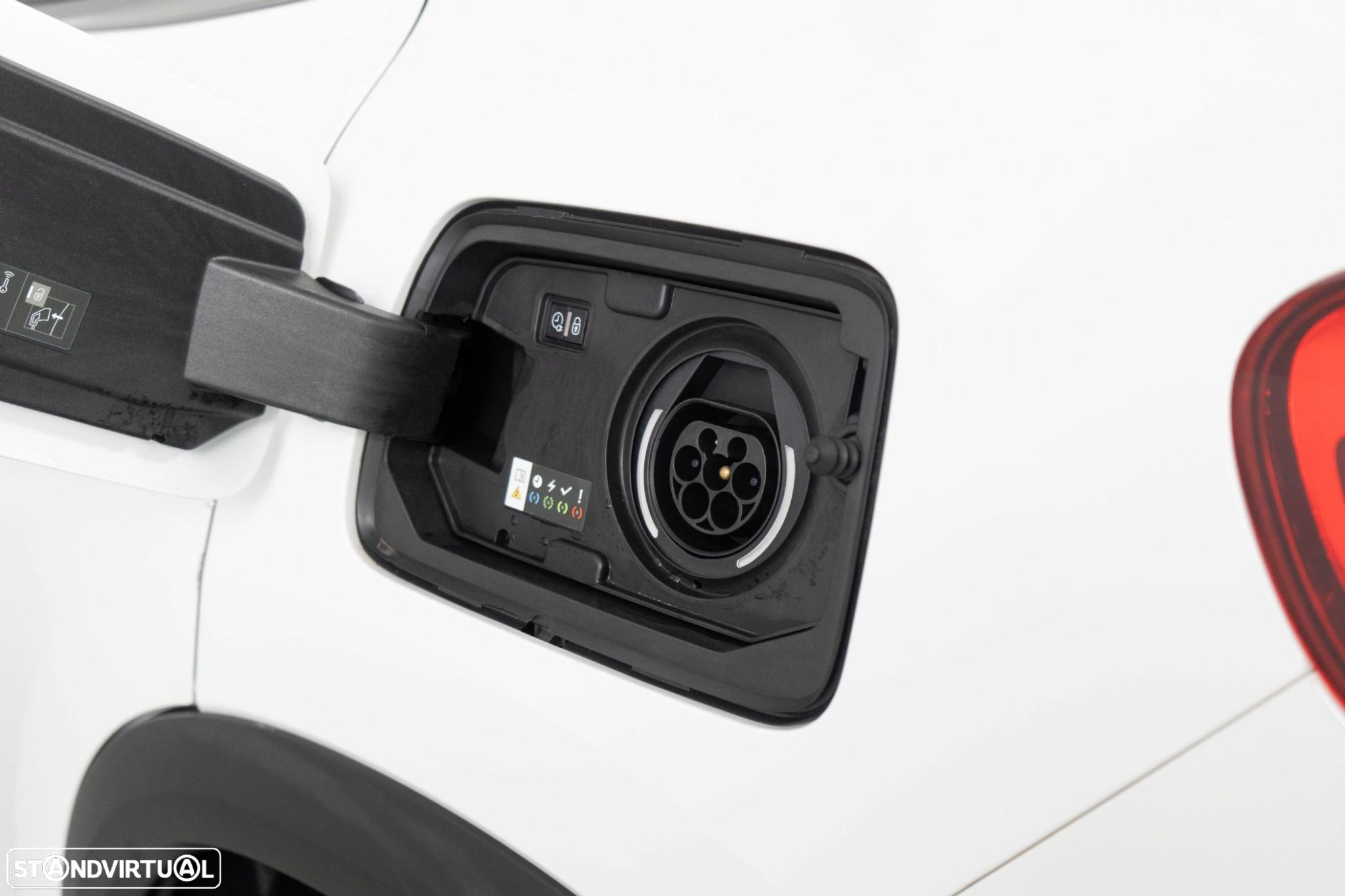 Citroën C5 Aircross 1.6 Hybrid Feel Business (TA) e-EAT8 - 16