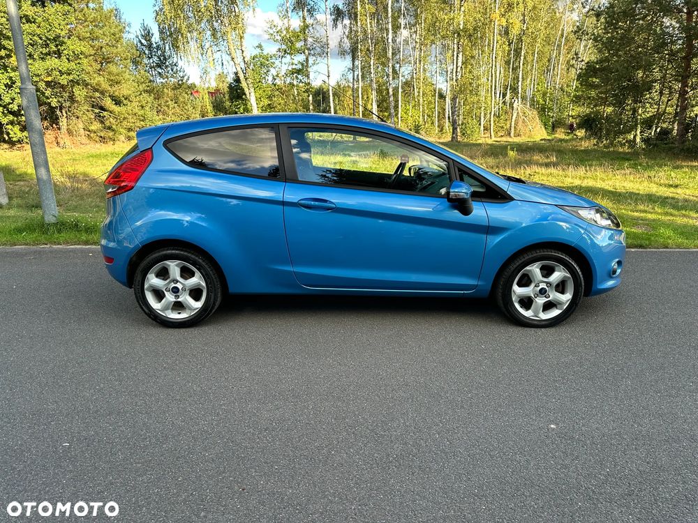 Ford Fiesta 1.25 Ghia - 6