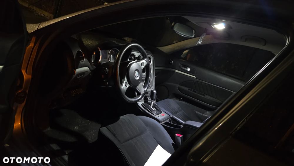 Alfa Romeo 159 1.9 JTDM 16V DPF Q-Tronic Elegante - 14