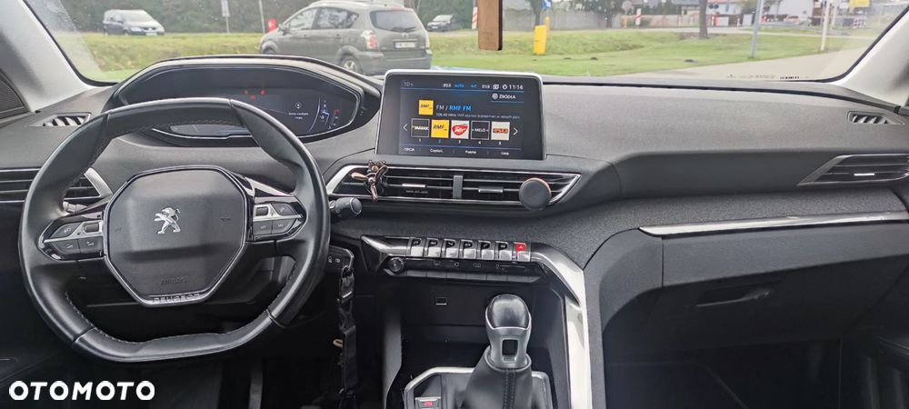 Peugeot 5008 1.2 PureTech Allure S&S - 11