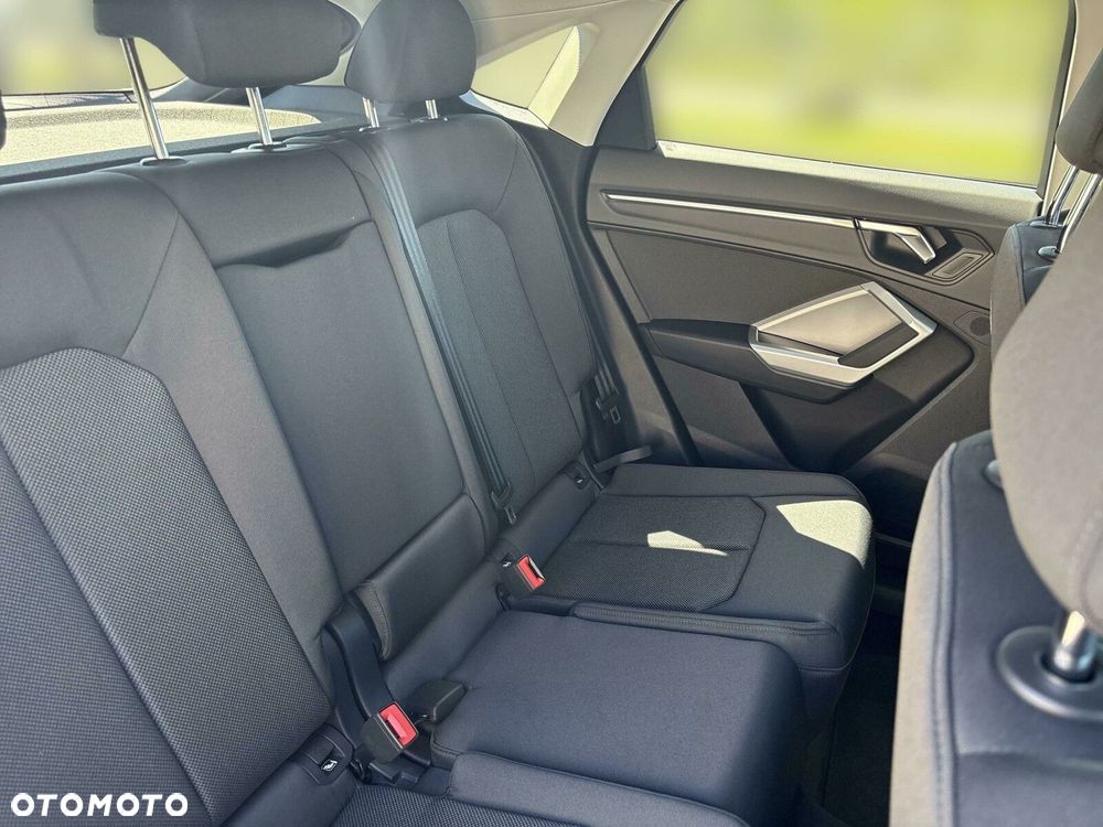 Audi Q3 Sportback - 20