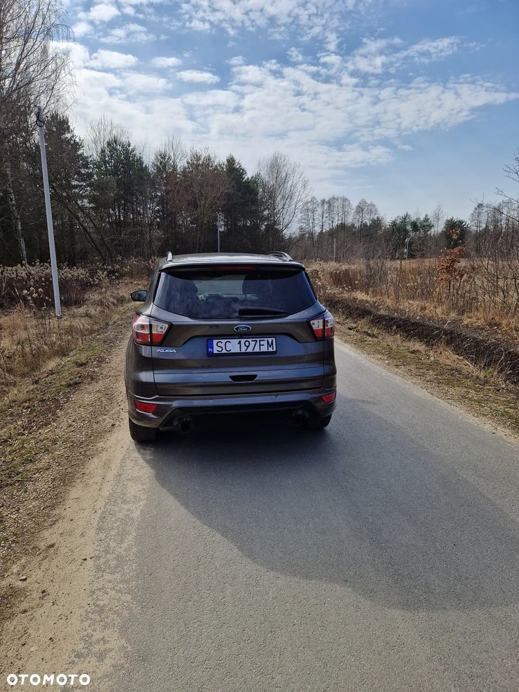 Ford Kuga 2.0 TDCi 4x4 ST-Line - 8