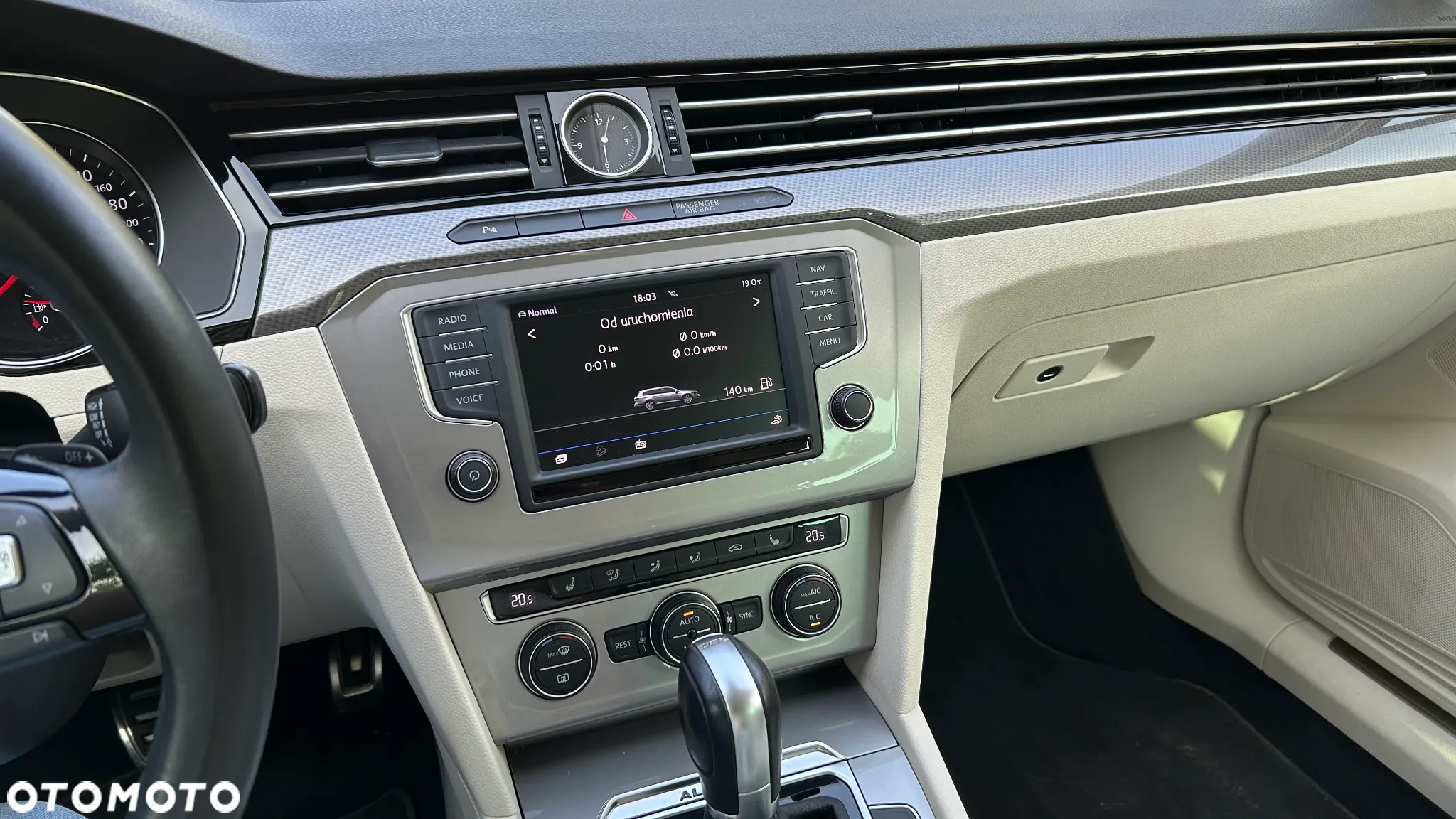 Volkswagen Passat Alltrack 2.0 TDI SCR 4Mot DSG - 12