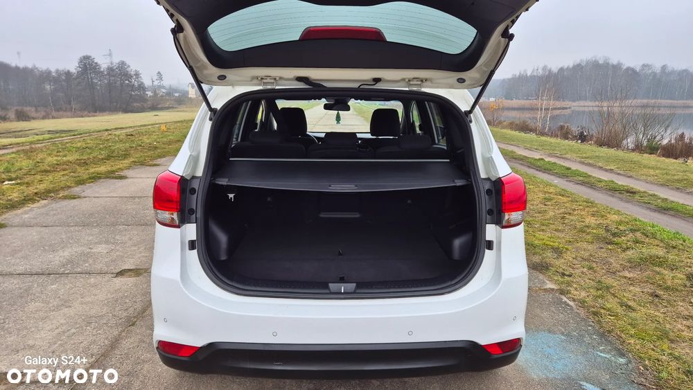 Kia Carens 1.7 CRDi 115 Dream Team Edition - 5